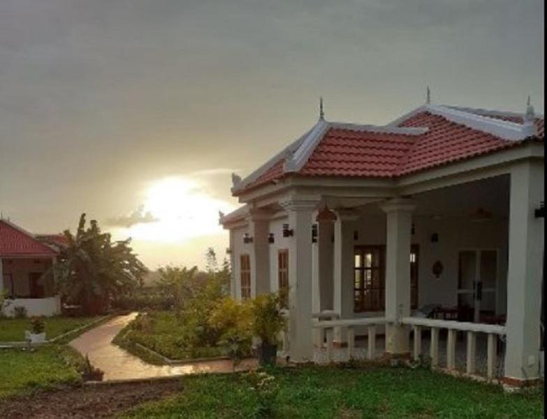 Koh Ker Hotel And Restaurant Phumi Moreal Exteriér fotografie