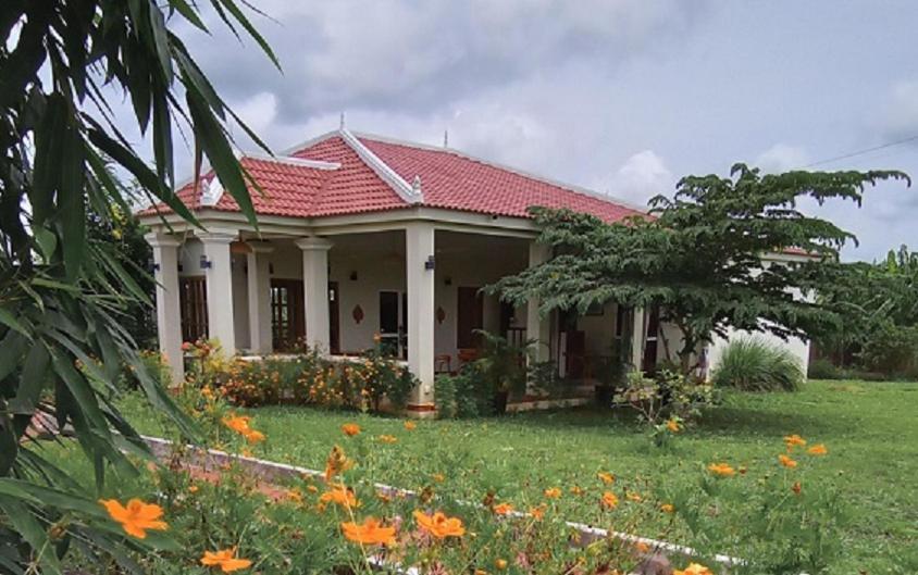 Koh Ker Hotel And Restaurant Phumi Moreal Exteriér fotografie