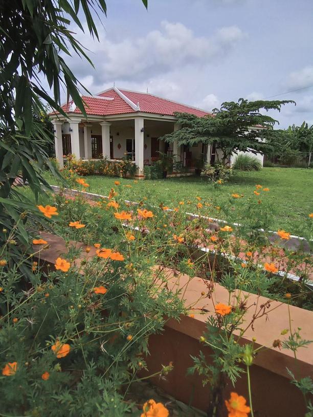 Koh Ker Hotel And Restaurant Phumi Moreal Exteriér fotografie